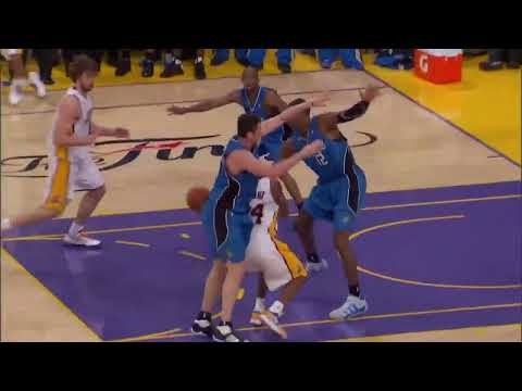 Pau Gasol and Kobe Bryant connection during Game 2 of the 2009 NBA Finals