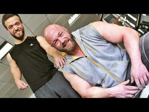 Weltmeister drückt doppeltes Körpergewicht 4 mal #barrierefreiTag