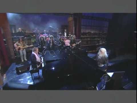 Elton John with Leon Russell on The David Letterman Show (2-09-11).avi