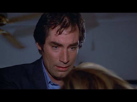 Dead Della and Wounded Felix («Licence to Kill», 1989)