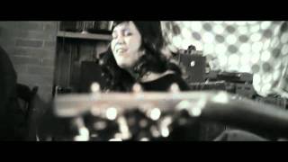 CunninLynguists - subtitulos español (CC) - Looking Back feat Anna Wise