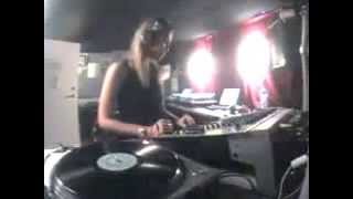 Andrea Parker - Groovetech Radio (2002-07-04)
