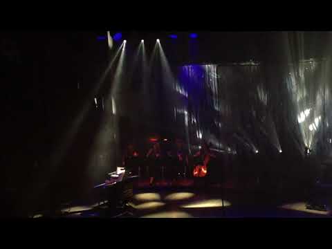 8.04.2018r Michał Szpak- koncert - w przerwie motyw przewodni z filmu,,Polskie drogi,,