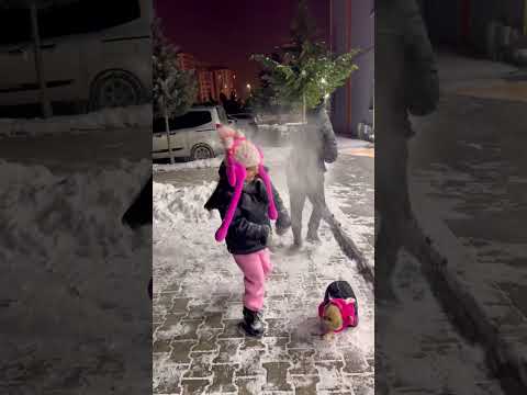 Sinirli çocuk köpeği kaçırdı !! #keşfet #shorts