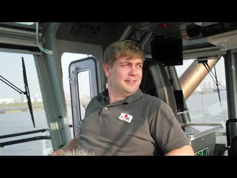 The smuggler report with a bang