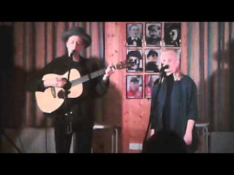 cosy culture - Jonas Alaska