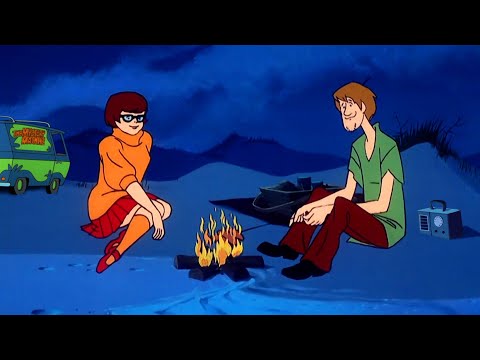 Shaggy, Velma, Scooby Doo Beach Campfire Ambience - Waves and Fire Sounds, Old Radio Music (2hr)