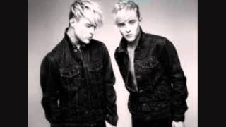 Jedward - Can&#39;t Forget You Audio
