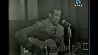 Jorge Ben canta "Domingas" - 1970
