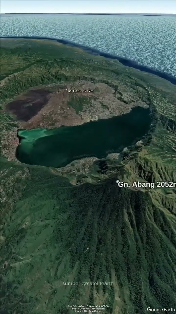 Siapa yang siap menjelajahi keindahan 5 gunung tertinggi di Bali? 🏔️✨ Ayo, siapkan ranselmu dan nikmati petualangan tak...