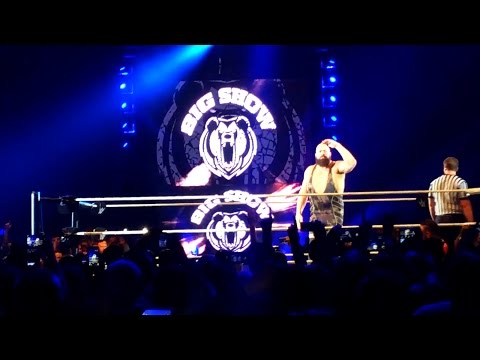 WWE Berlin 2016 - Fight 4 - Big Show vs. Braun Strowman