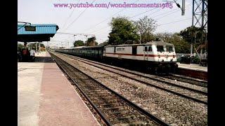 preview picture of video 'WAP7 Headed Hyderabad Deccan To Tandur Passenger Approaching Lingampalli'