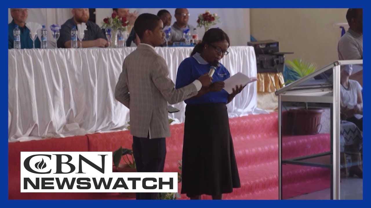 Bibles to Every Corner of the World | CBN NewsWatch - December 23, 2024