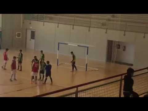 El PORTERO más antideportivo del mundo ¡¡ finge 2 lesiones !!