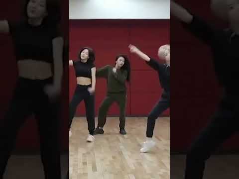 181220 AutoCam Chaeyoung TWICE트와이스  YES or YES  Dance Video 105215