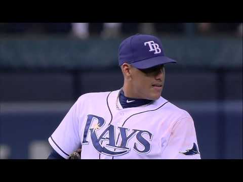 2013/08/24 Escobar's diving play