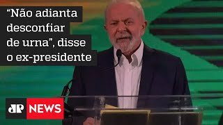 Lula diz que Bolsonaro tem medo de perder eleições e ser preso