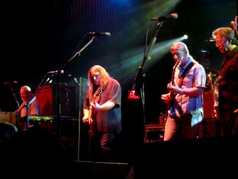 "Dreams" - Allman Brothers Band & Eric Clapton - Beacon Theater, NYC - 3/20/09