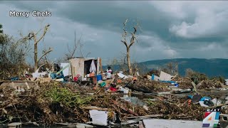 Download lagu Relief organization brings hope to hurricane-ravaged Jamaica as people wander for food, water mp3
