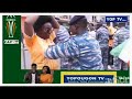 Tazama Mkaguzi Anavo Shika Matiti Hadharani Wakati Wa Kuingia Uwanjani Huko IVORY COAST