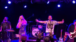 THE MAVIS’S live NAUGHTY BOY