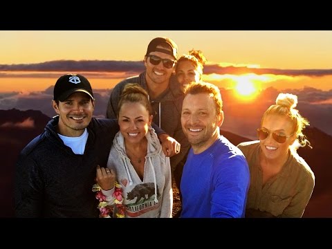 download lagu mp3 mp4 Haleakala Sunrise Time, download lagu Haleakala Sunrise Time gratis, unduh video klip Haleakala Sunrise Time