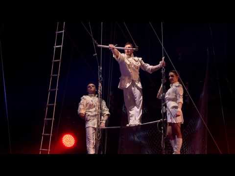 Flying Trapeze ''Heroes'' - 37' Festival Mondial du Cirque de Demain, Paris 2016. Silver Medals.