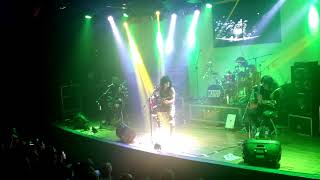 Kiss Alive &quot;I Can&#39;t Stop The Rain&quot; 03/12/2017