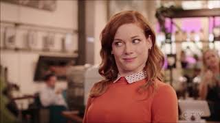 Autumn chante I Wanna Dance With Somebody (Who Loves Me)