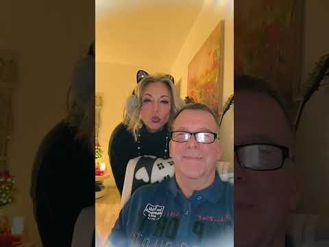 Sveiciens un mīļas bučas visiem grupas "Brīze" faniem! :)