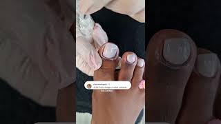 Passei 5 camadas de esmalte nesse pé