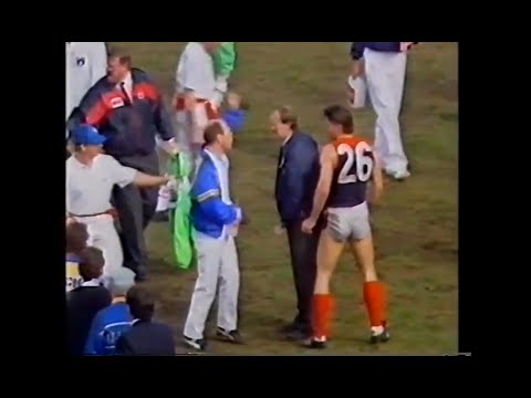 1990 - West Coast Eagles v Melbourne - News Report - Round 20 - Subiaco - AFL