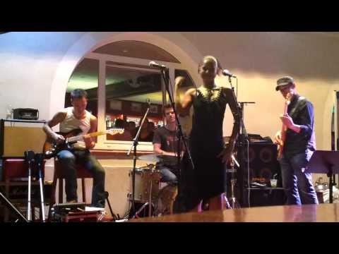 Elodie Ayaba & The Funky Soul Band / Finish / Havana Agen