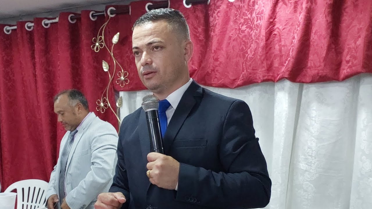 (Pregação) E Daniel assentou no seu coração não se contaminar com a porção do manjar do rei,