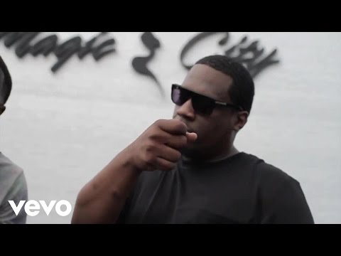 Ghetto The Plug - Back 2 Work (Explicit) ft. Johnny Cinco