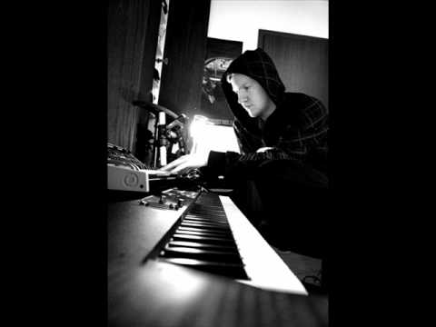 Hugleikur MC - Eitt Bros