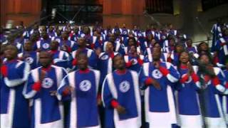&quot;I Love To Praise Him&quot; - Mississippi Mass Choir
