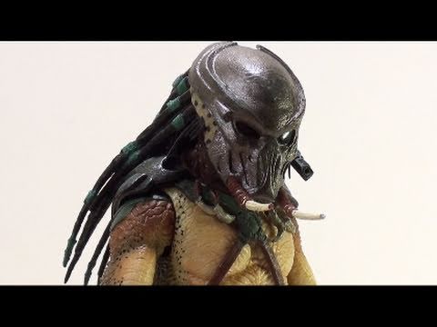 Video Review of the NECA Predators Series 2; Tracker Predator