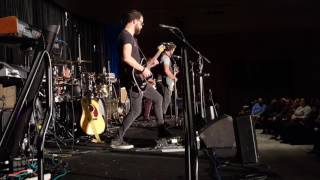 Leg Up - Louden Swain - SNS Torcon 2016