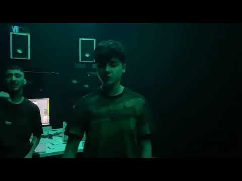 UZİ SERBEST STİL 4 (YENİ)