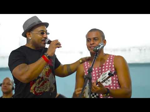 DVD Pagode do Marquinho Nunes feat Mr Bygoode - Pertinho de Mim/Falando Segredo