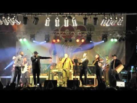 Música "Mais uma vez" do Suave Tom no show do Sampa Crew - aniversário da 102FM (Bragança Pta.)