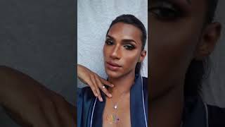 A Flex Full of Bling &amp; Sass