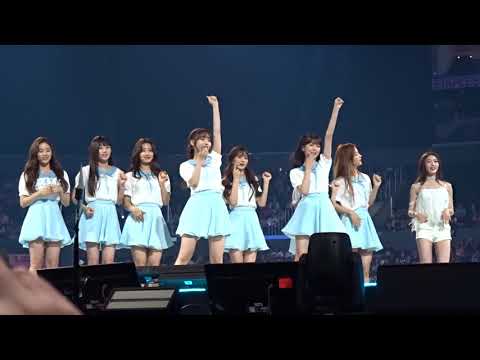 2018.08.12 KCON LA Concert - fromis_9 and ChungHa (Dance Battle)