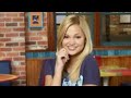 Olivia Holt Winter Wonderland Tradução Disney Channel Holiday Playlist