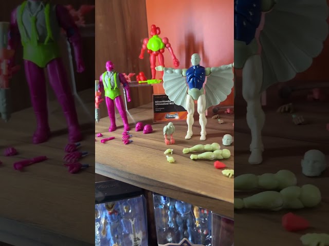 Vídeo relacionado con Super7 Ultimates SilverHawks Space Racer - Figura de acción de SilverHawks de 7 Pulgadas con Accesorios, coleccionables clásicos de Dibujos Animados y Juguetes Retro