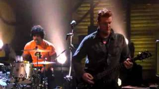 Queens of The Stone Age &quot;If Only&quot; on Conan O&#39;Brien 4/14/2011