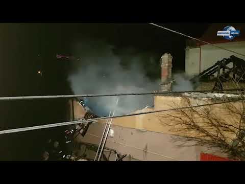 Deva: Casa mistuită de flăcări! - ObservatorulNational.ro
