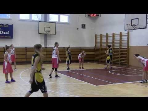 Basket dívky U17 Uh.Brod vs Vyškov 14.12.2013