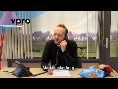 Facebook as a news medium - Zondag met Lubach (S05)